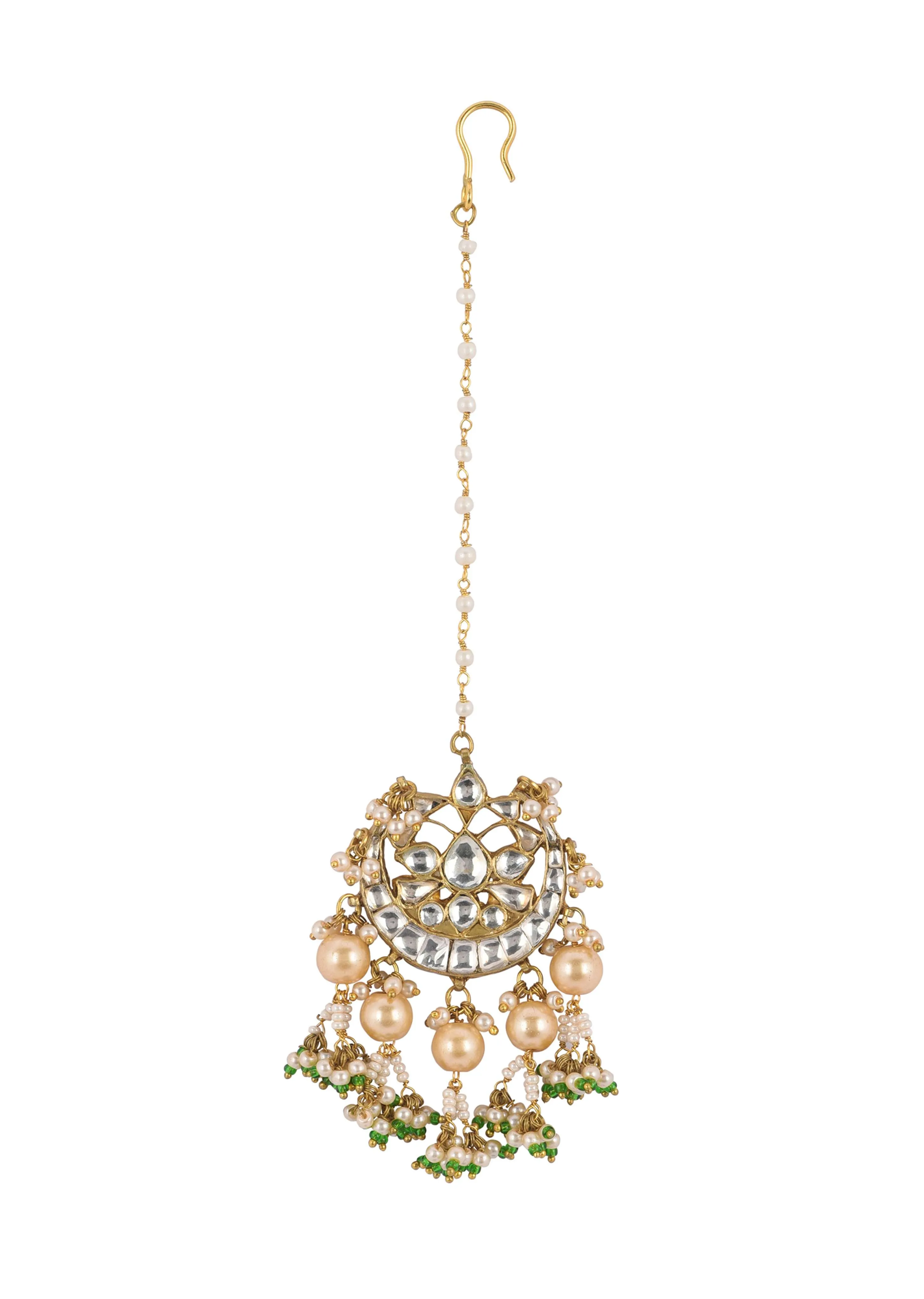 Gold Finish Heavy Bridal Choker And Maang Tikka Set