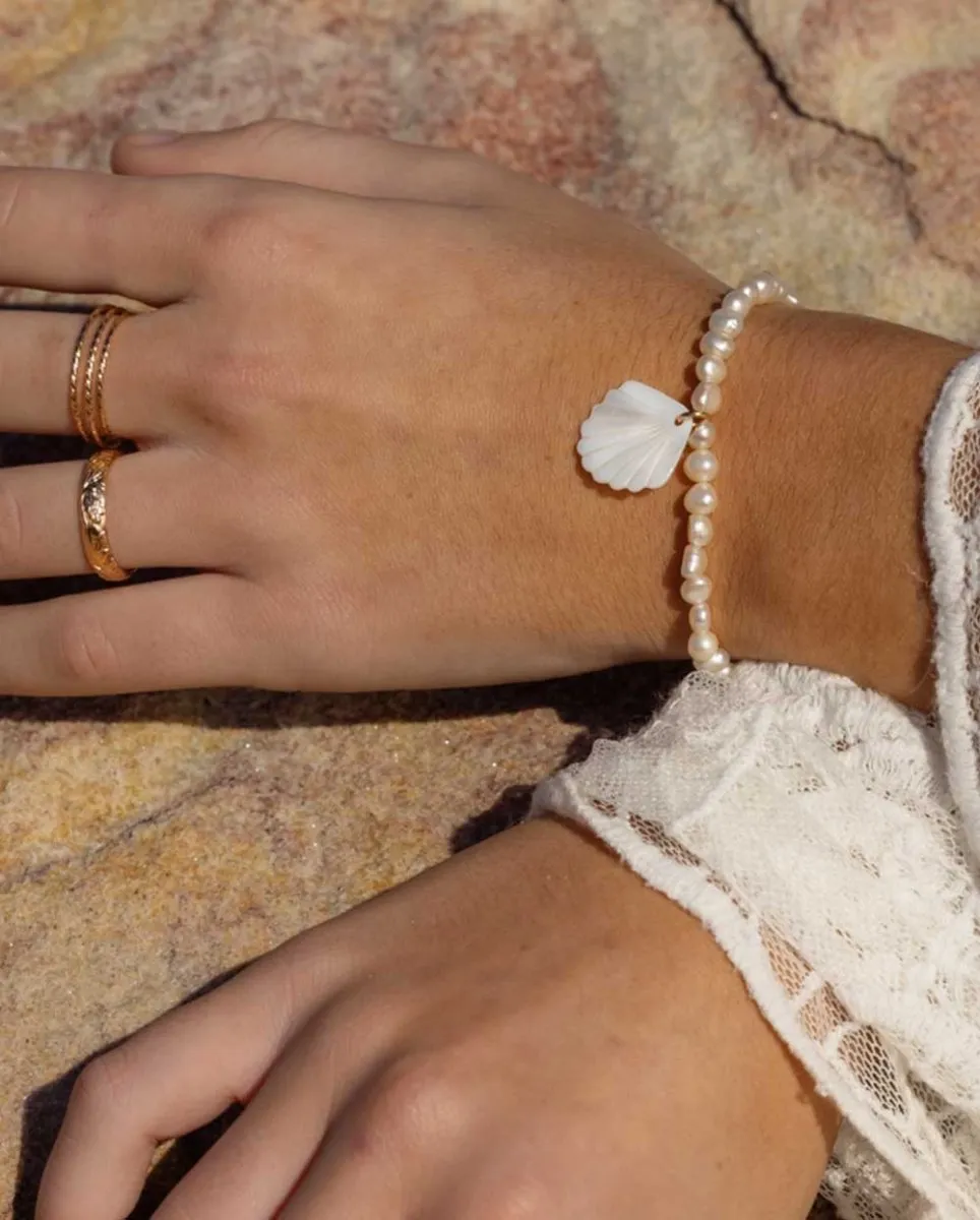 Lola Mother of Pearl Bracelet
