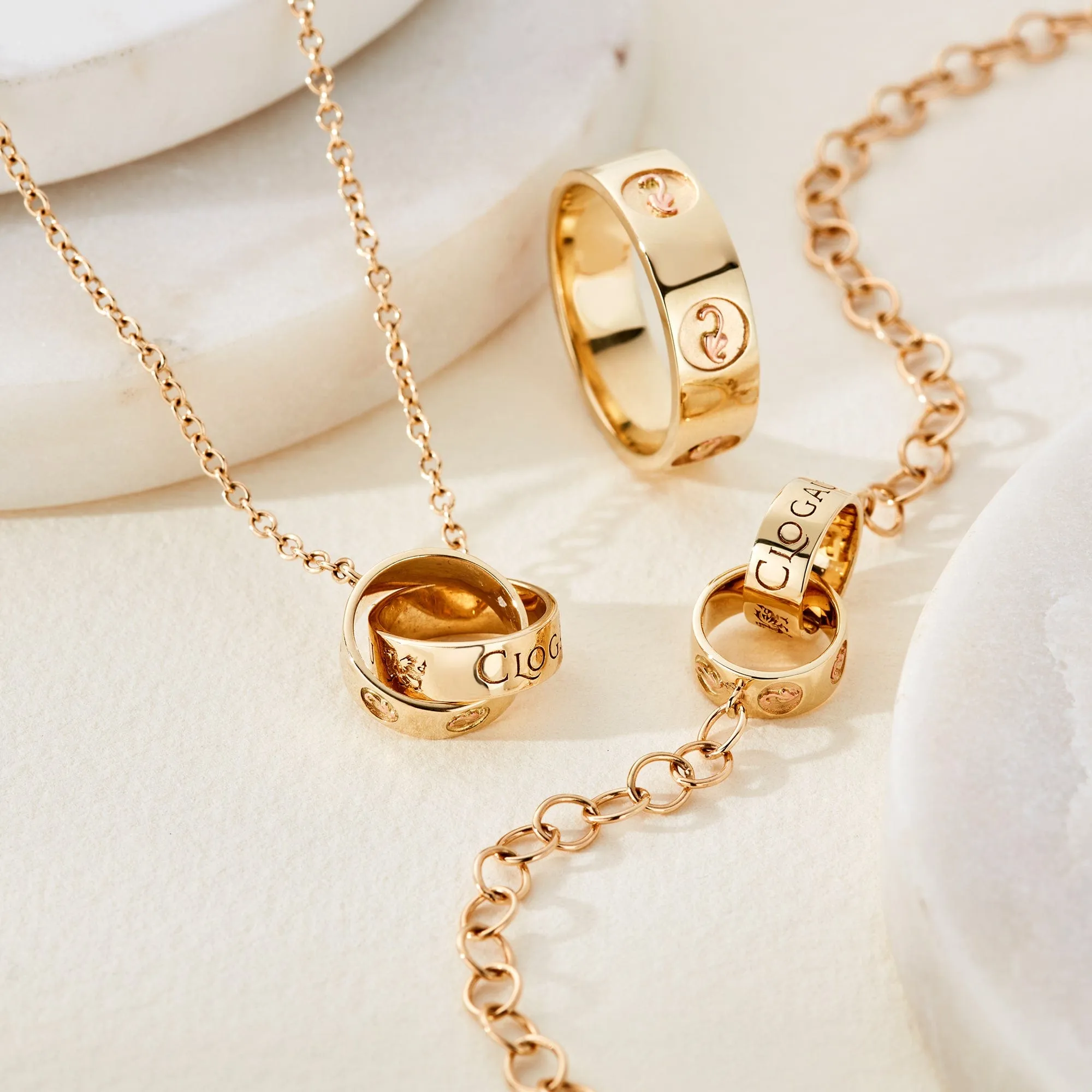 Tree of Life® Insignia Gold Linked Ring Necklace